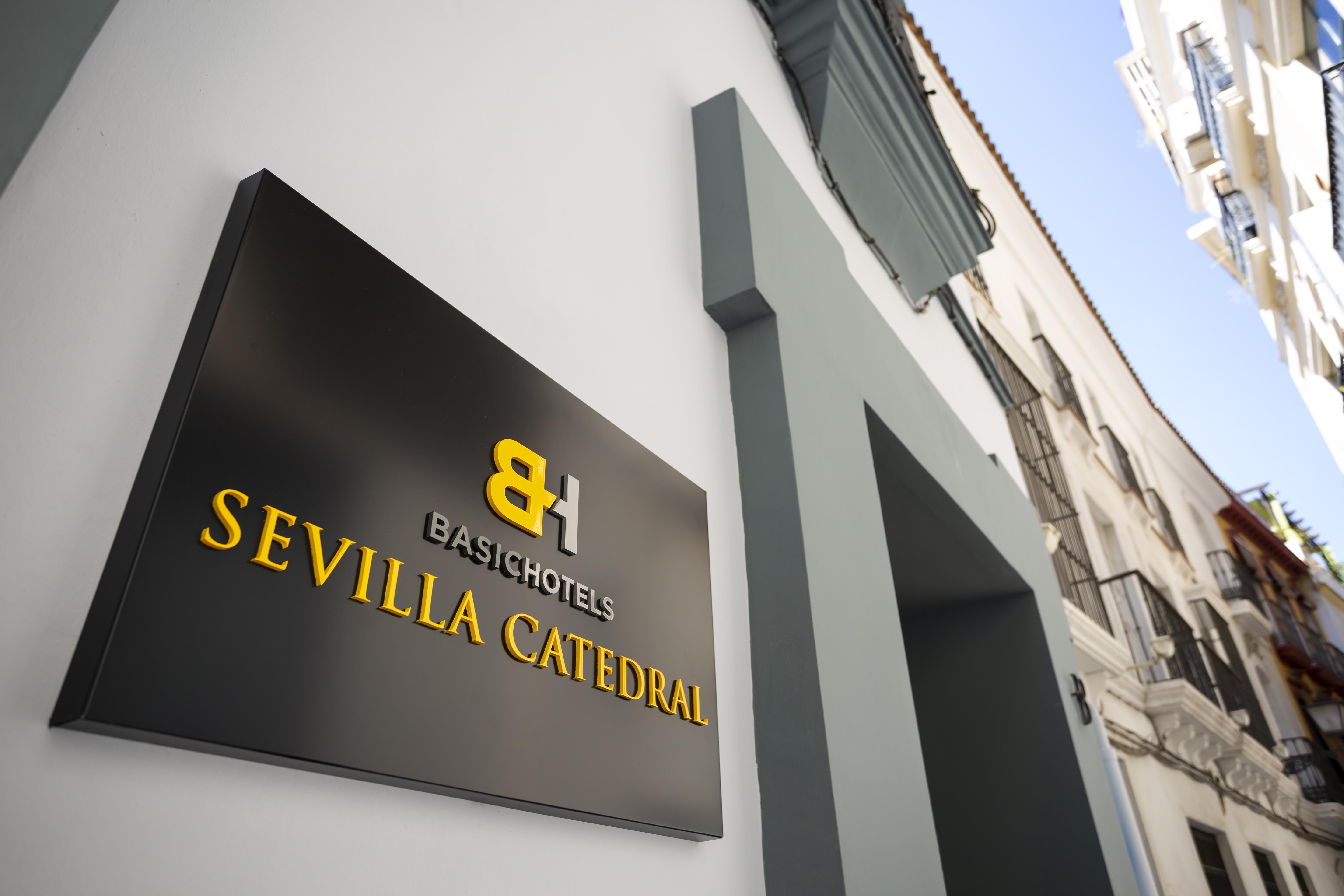Basic Hotel Sevilla Catedral Exteriér fotografie
